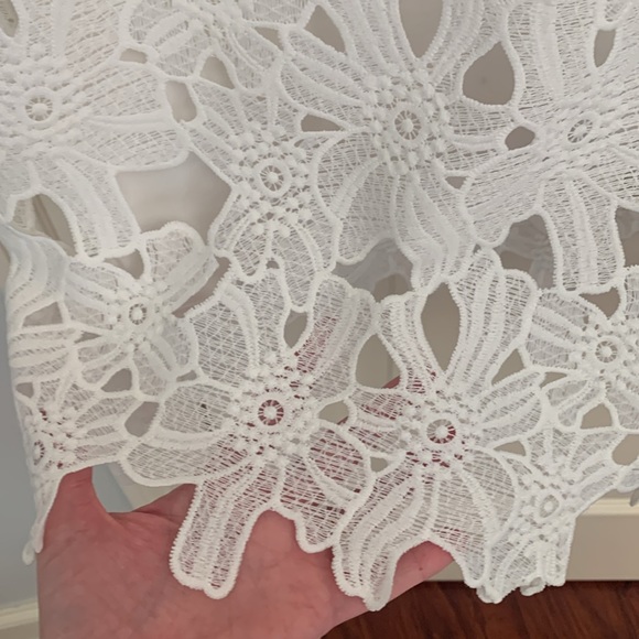 Crisp White Summer Dress - Picture 6 of 6